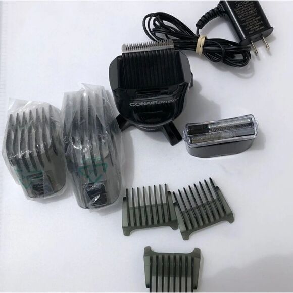 Conair Cordless/Rechargeable Head Shaver & Trimmer HCG100 - Picture 1 of 5